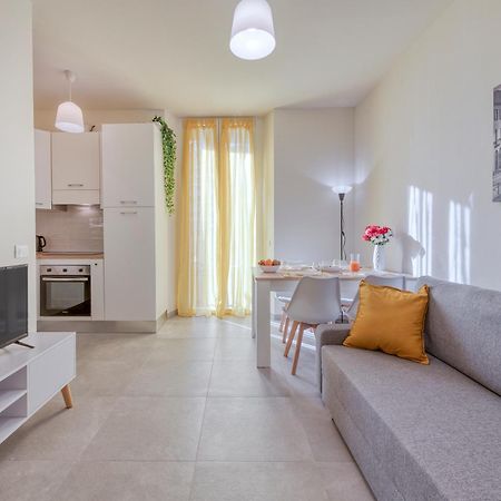 Maloja, 10 - Casa Maloja - Ampio Appartamento Milan Luaran gambar