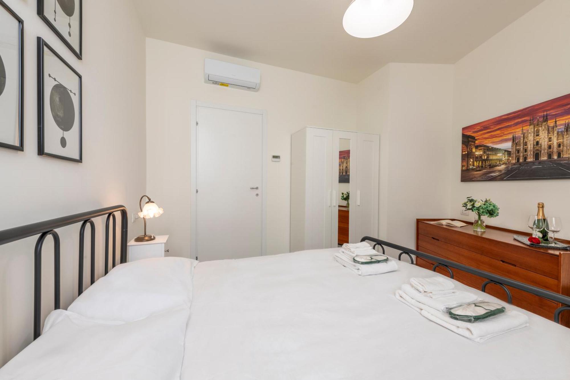 Maloja, 10 - Casa Maloja - Ampio Appartamento Milan Luaran gambar